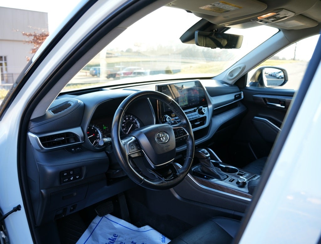 2020 Toyota Highlander Platinum