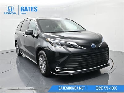 2024 Toyota Sienna XLE 7 Passenger