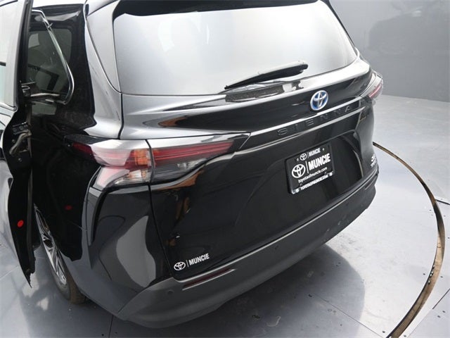 2024 Toyota Sienna XLE 7 Passenger