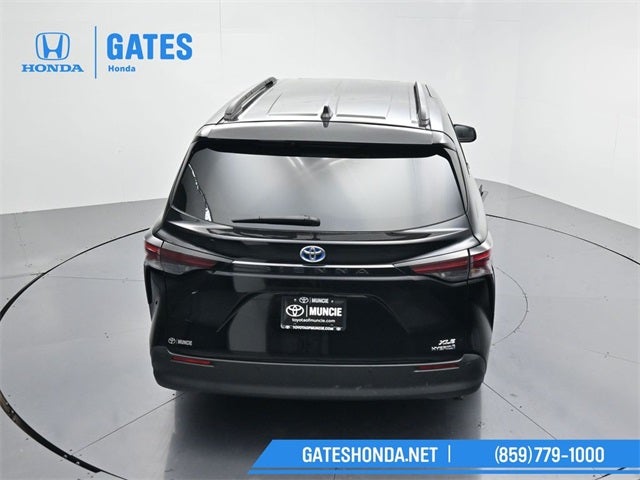 2024 Toyota Sienna XLE 7 Passenger