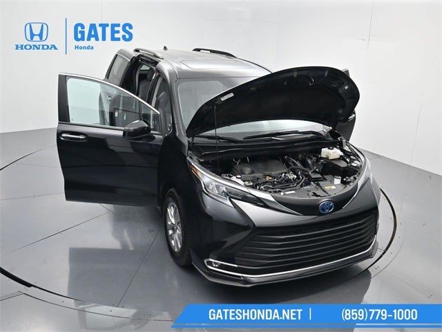 2024 Toyota Sienna XLE 7 Passenger