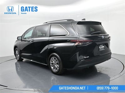 2024 Toyota Sienna XLE 7 Passenger