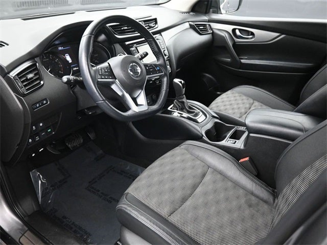 2020 Nissan Rogue Sport SV