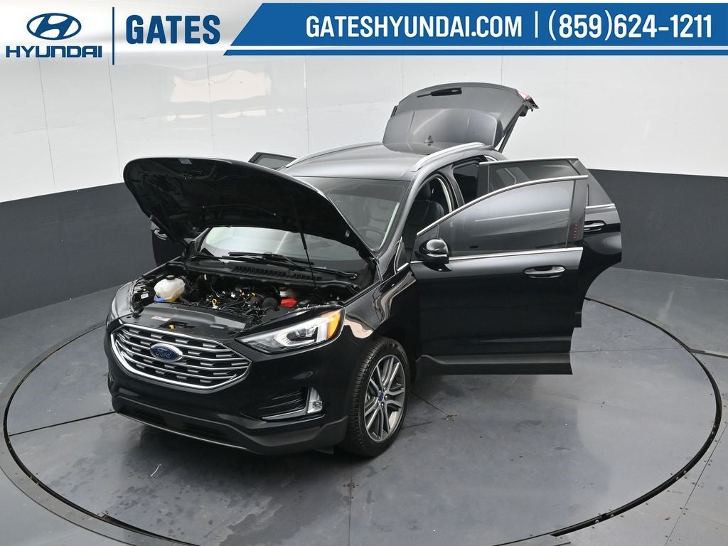 2020 Ford Edge Titanium