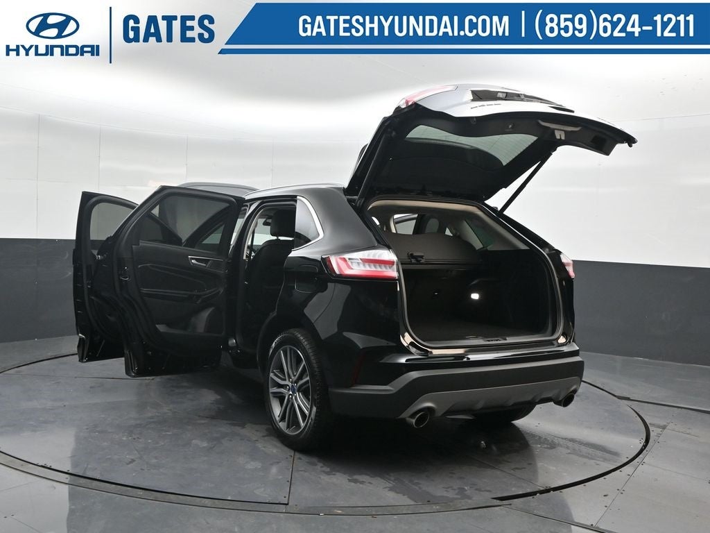 2020 Ford Edge Titanium