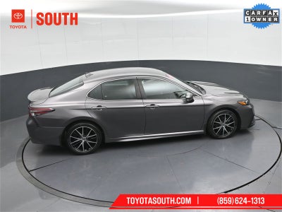 2024 Toyota Camry Hybrid SE