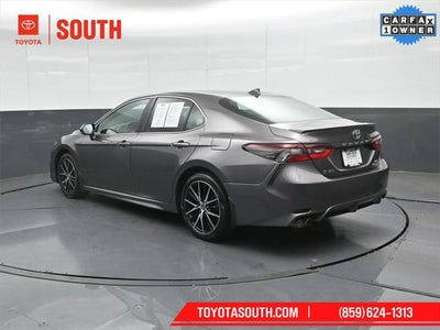 2024 Toyota Camry Hybrid SE