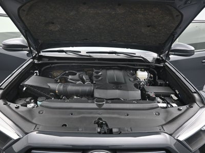 2024 Toyota 4Runner TRD Off-Road