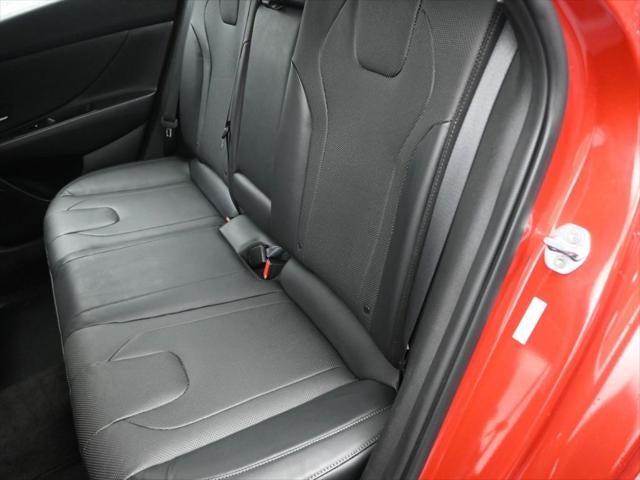 2022 Hyundai Elantra Limited