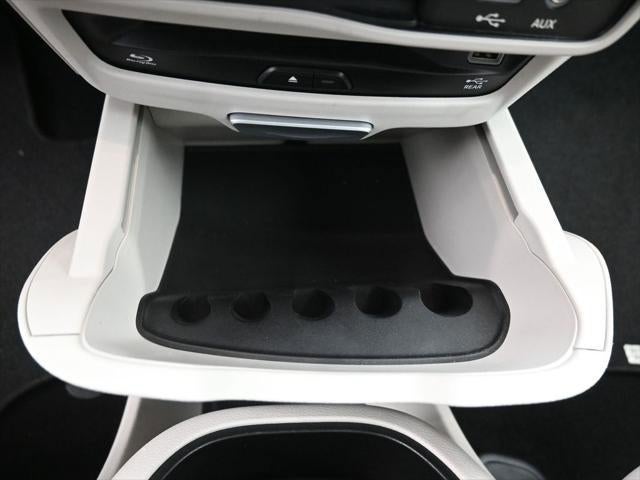 2018 Chrysler Pacifica Hybrid Limited