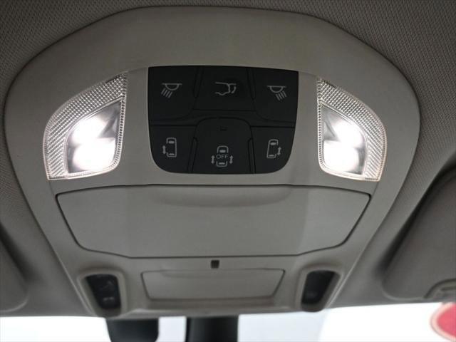 2018 Chrysler Pacifica Hybrid Limited