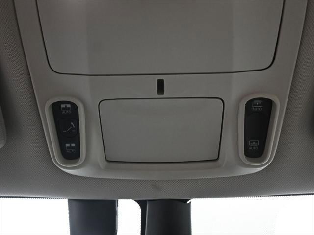 2018 Chrysler Pacifica Hybrid Limited