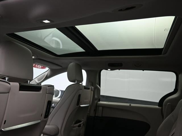 2018 Chrysler Pacifica Hybrid Limited