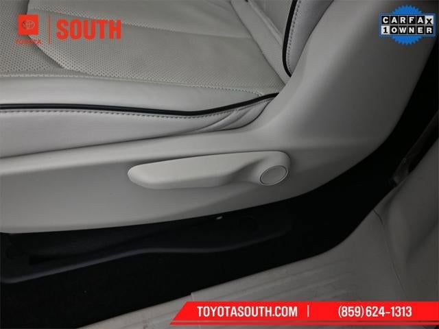 2018 Chrysler Pacifica Hybrid Limited