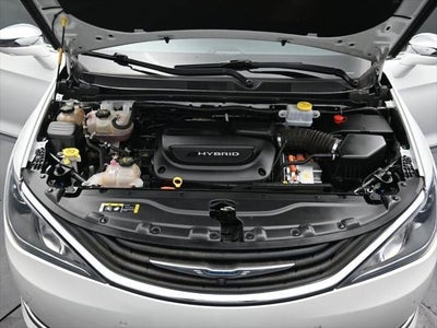 2018 Chrysler Pacifica Hybrid Limited