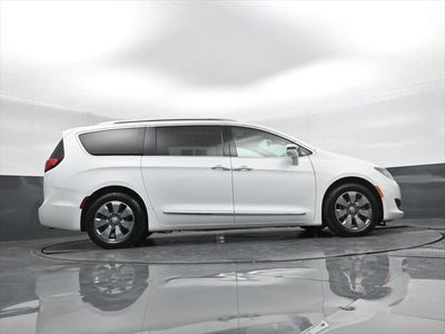 2018 Chrysler Pacifica Hybrid Limited