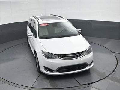 2018 Chrysler Pacifica Hybrid Limited