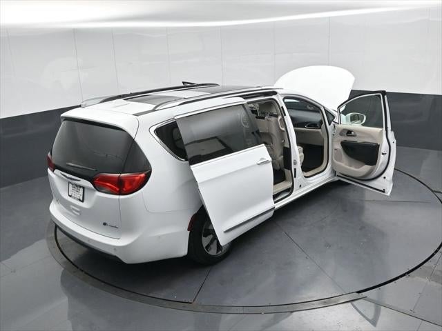 2018 Chrysler Pacifica Hybrid Limited