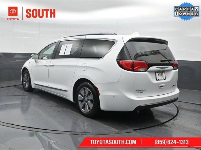 2018 Chrysler Pacifica Hybrid Limited