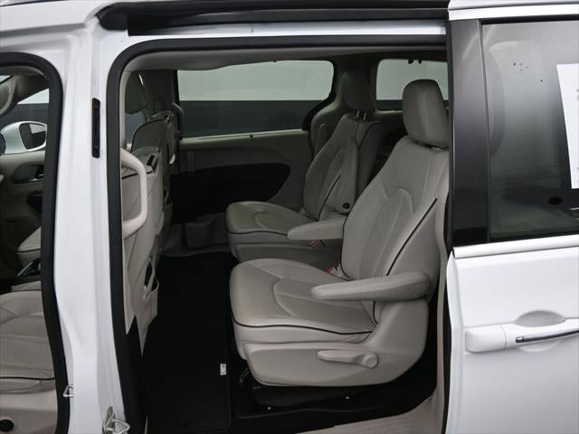 2018 Chrysler Pacifica Hybrid Limited