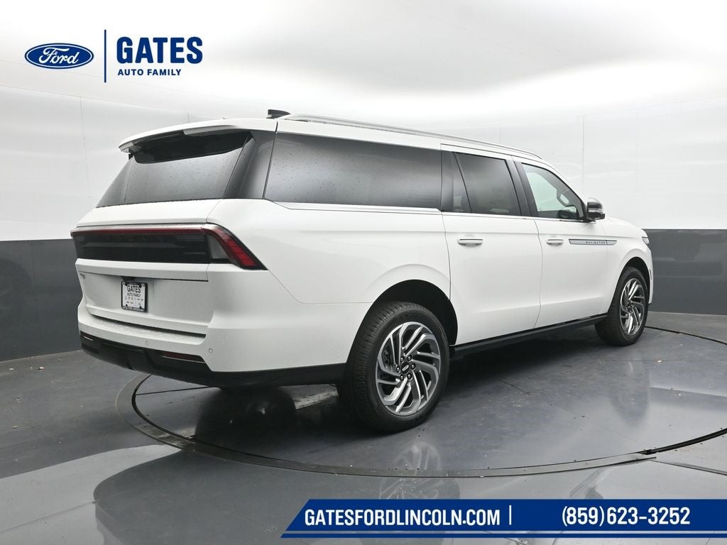 2025 Lincoln Navigator L Reserve