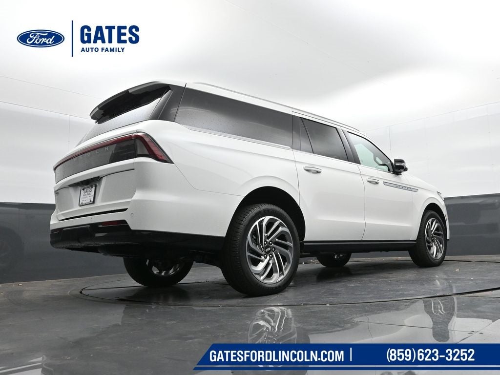 2025 Lincoln Navigator L Reserve