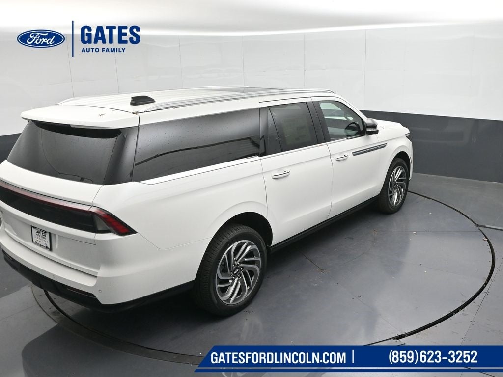 2025 Lincoln Navigator L Reserve