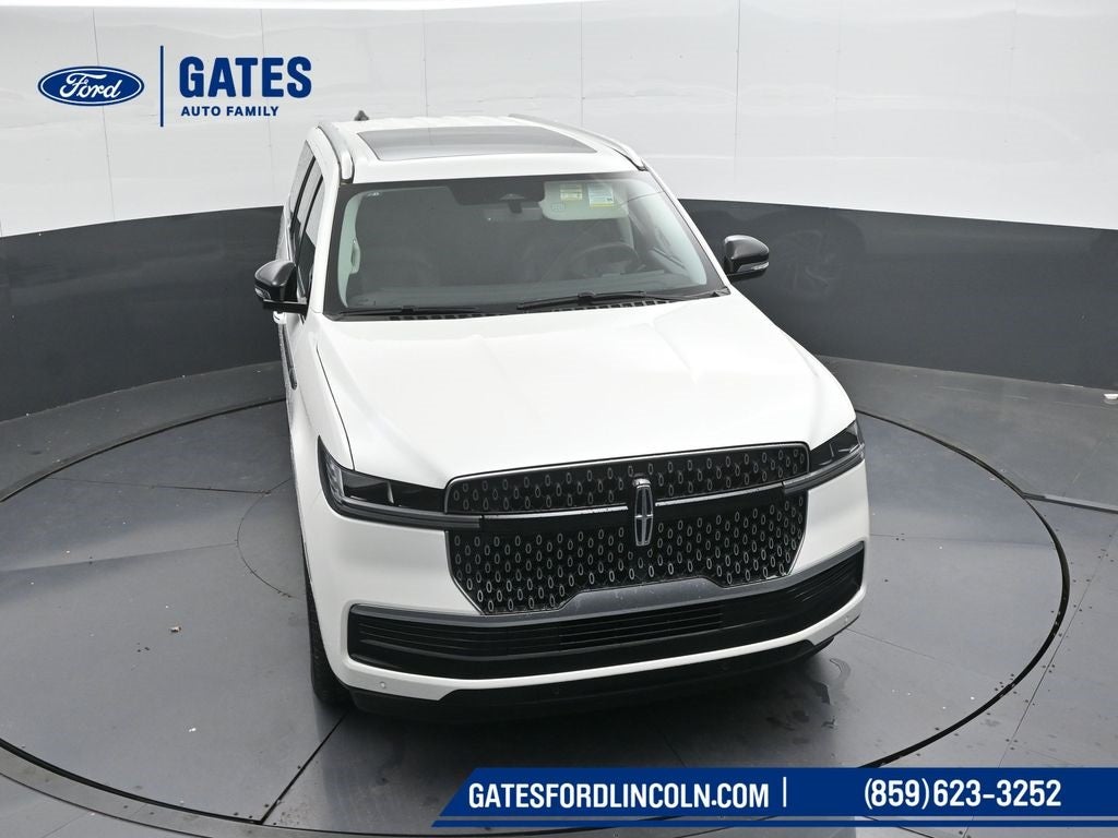 2025 Lincoln Navigator L Reserve