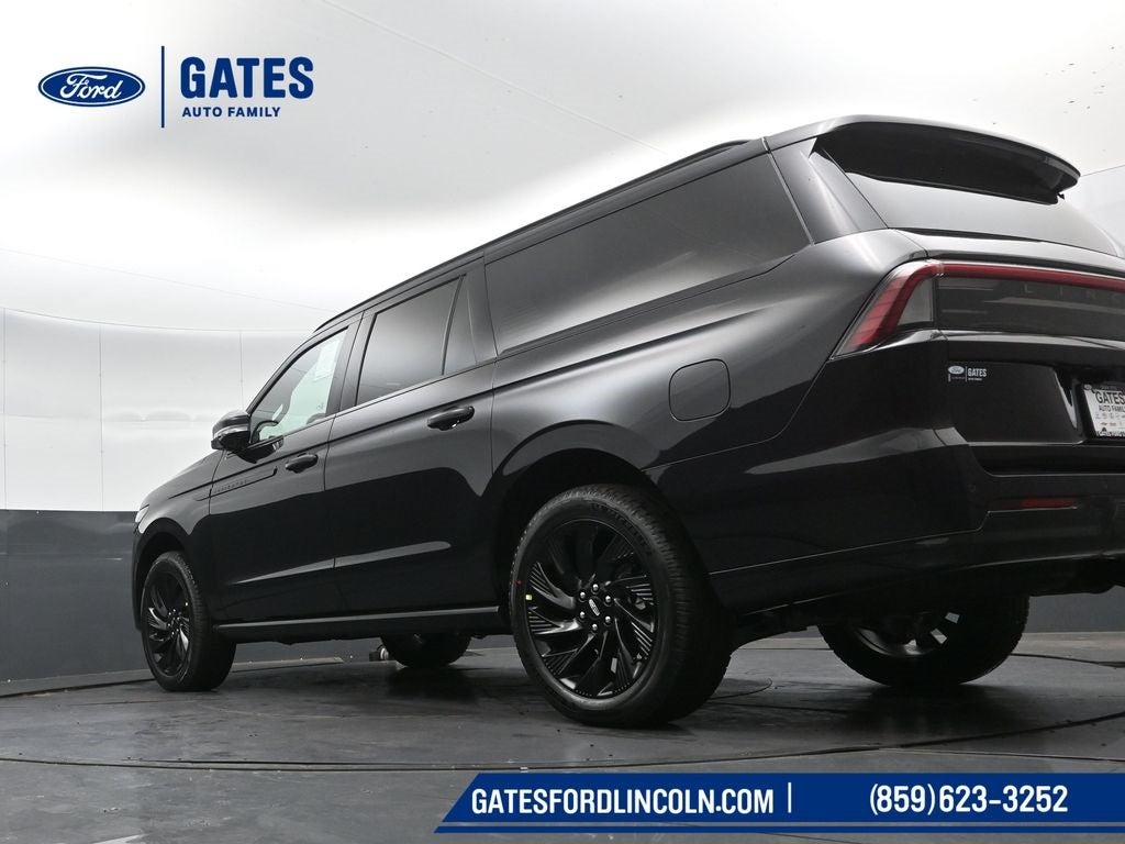 2025 Lincoln Navigator L Reserve