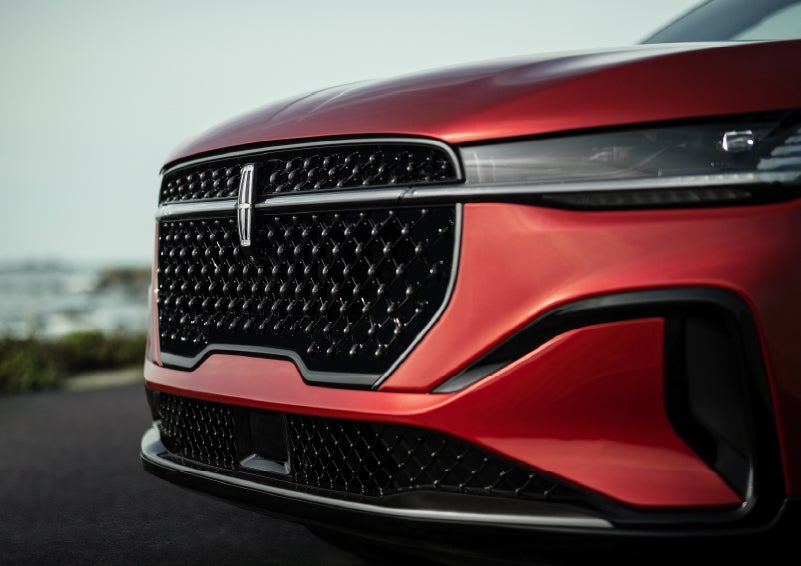 The sleek grille of a 2026 Lincoln Nautilus® SUV with the available Jet Appearance Package makes a bold statement. | Gates Lincoln in Richmond KY